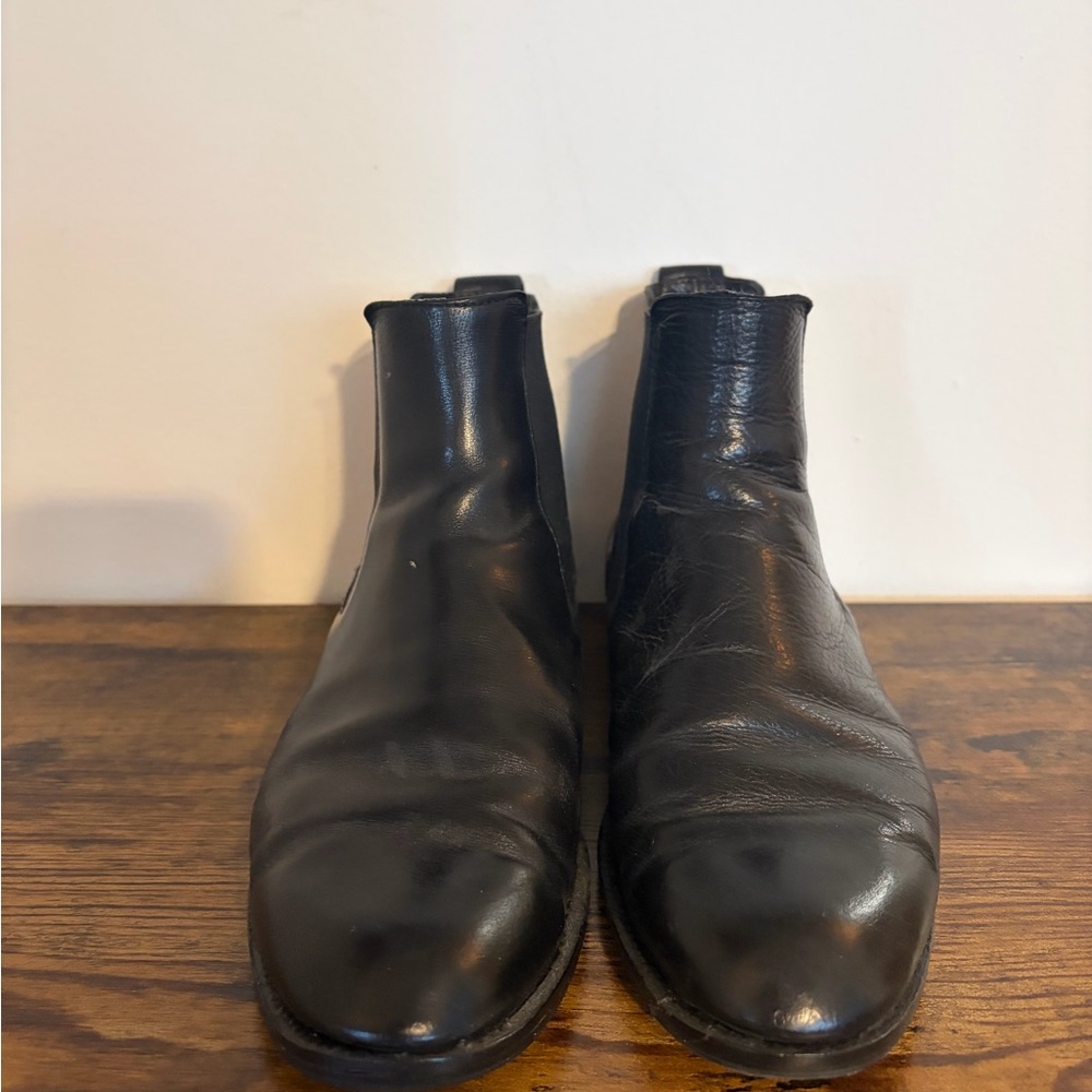 Russell & Bromley Black chelsea Boots ankle Chelsea boots - Picture 6 of 7